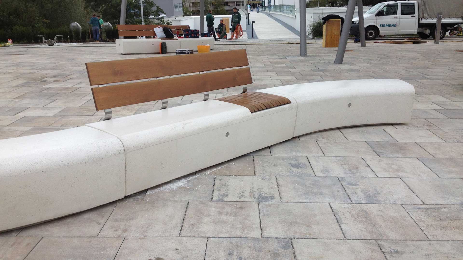 Sitzbank ONDA in Graz