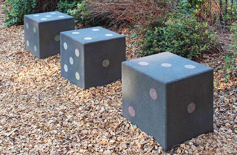 Bodenmaterialien für Spielplätze: Rindenmulch
