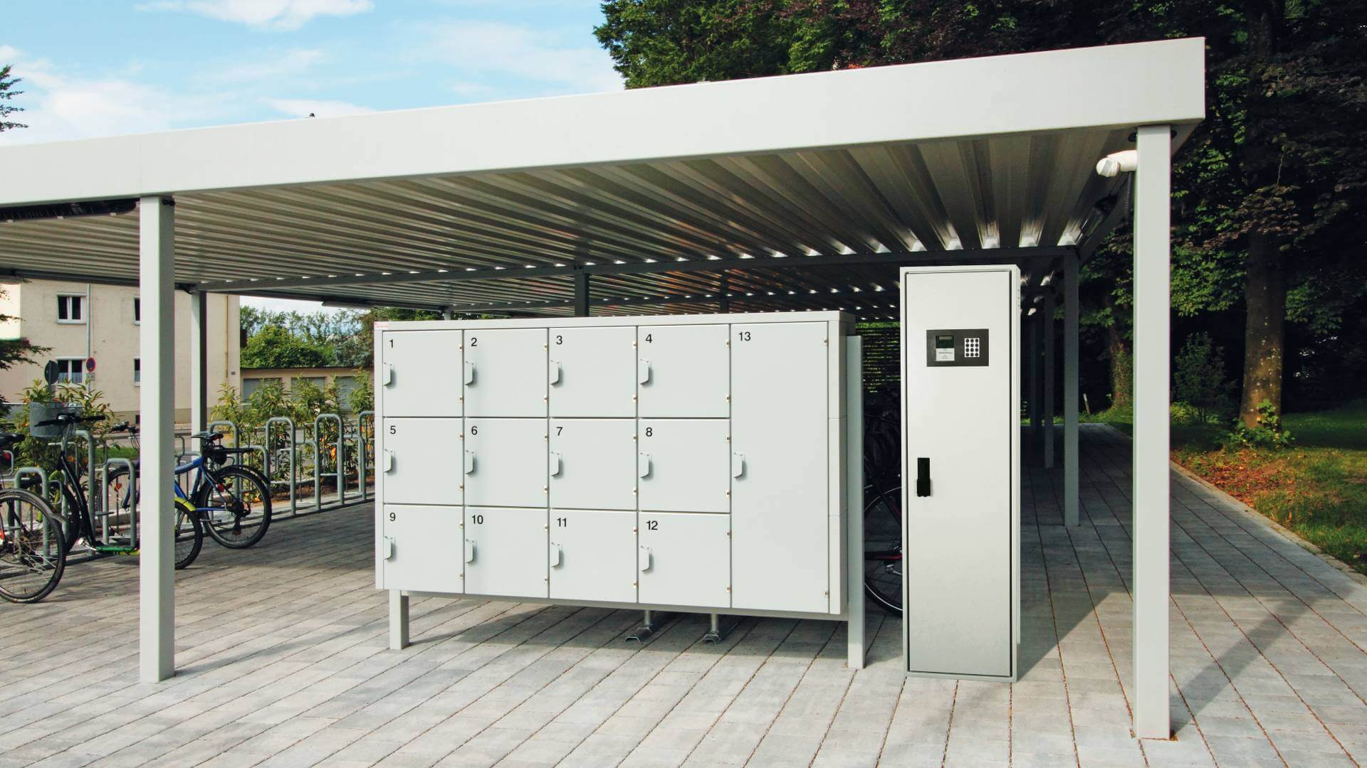 Schließfachanlage Secure zum verstauen von Fahrradutensilien und aufladen von E-Bikes
