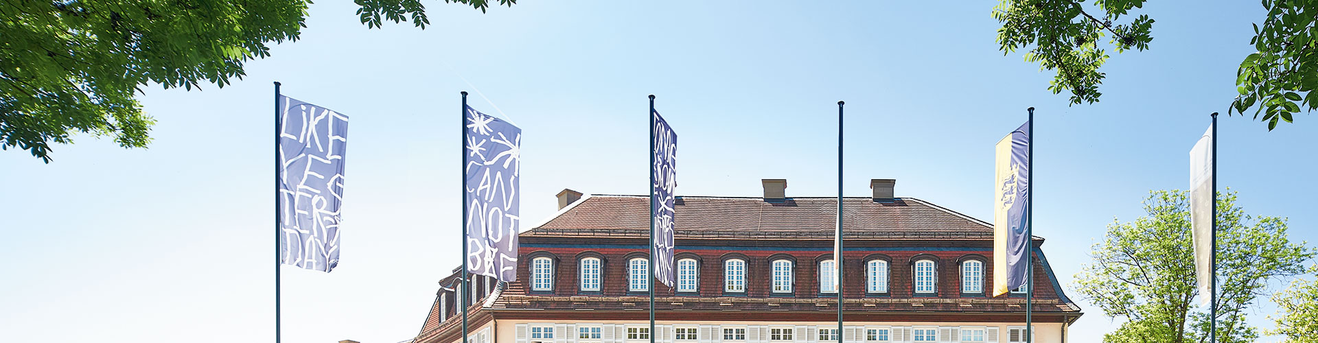 Überblick über Fahnenmasten