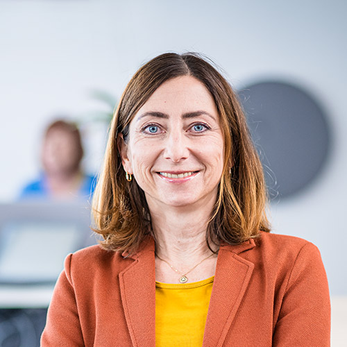 autorenbild-anne-belov