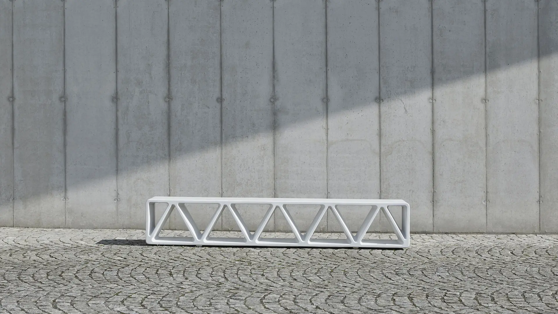 Sitzbank CONSTRUQTA aus UTC®-Beton in weiß